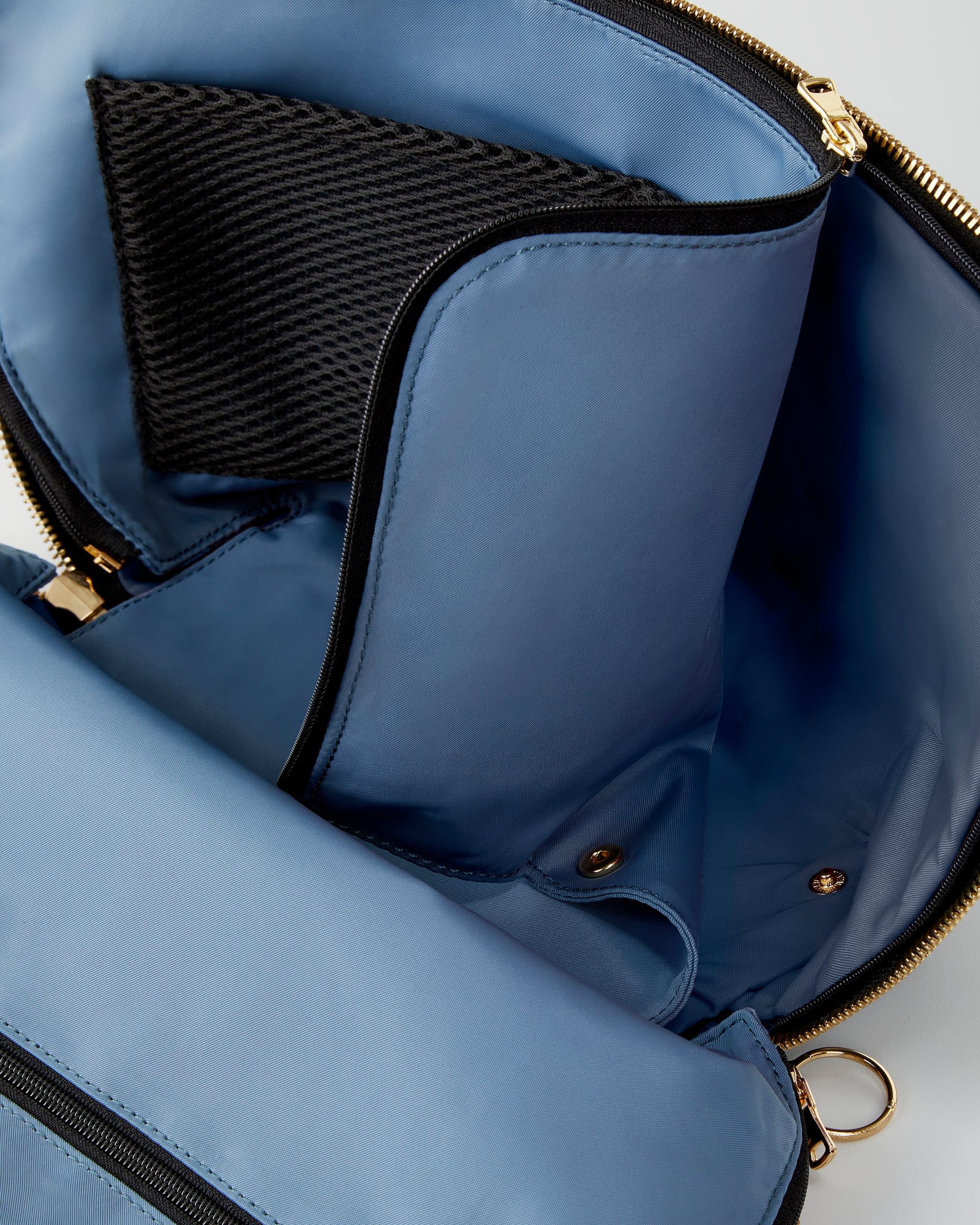 color: Luxurious Black Leather with Cool Grey Interior; alt: Signature Medium Size Makeup Bag | KUSSHI