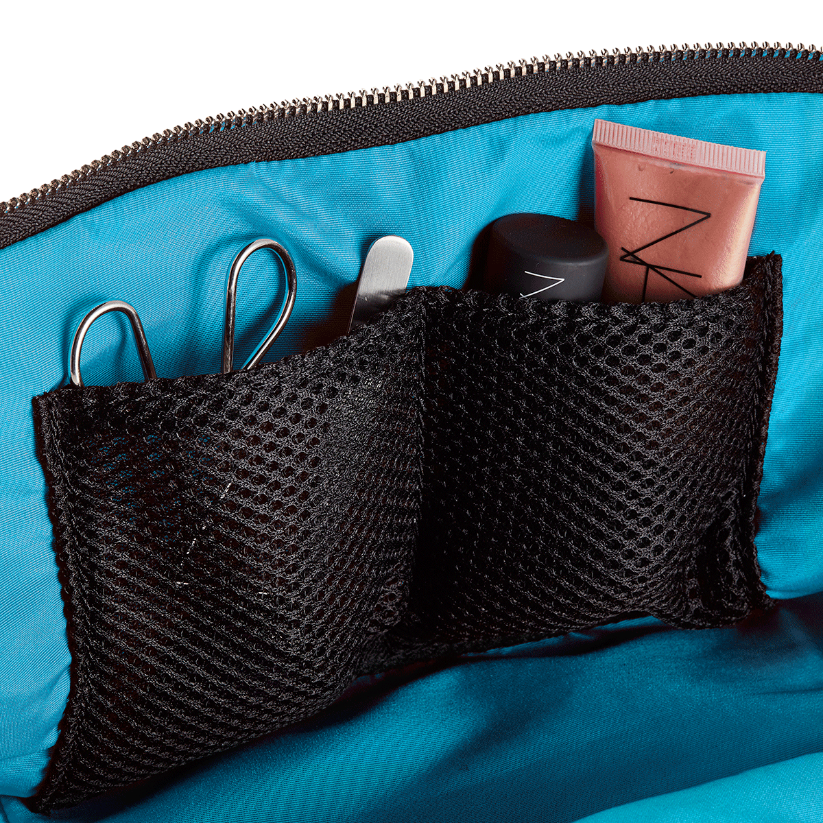 color: Teal Interior; alt: Vacationer Large Size Makeup Bag | KUSSHI