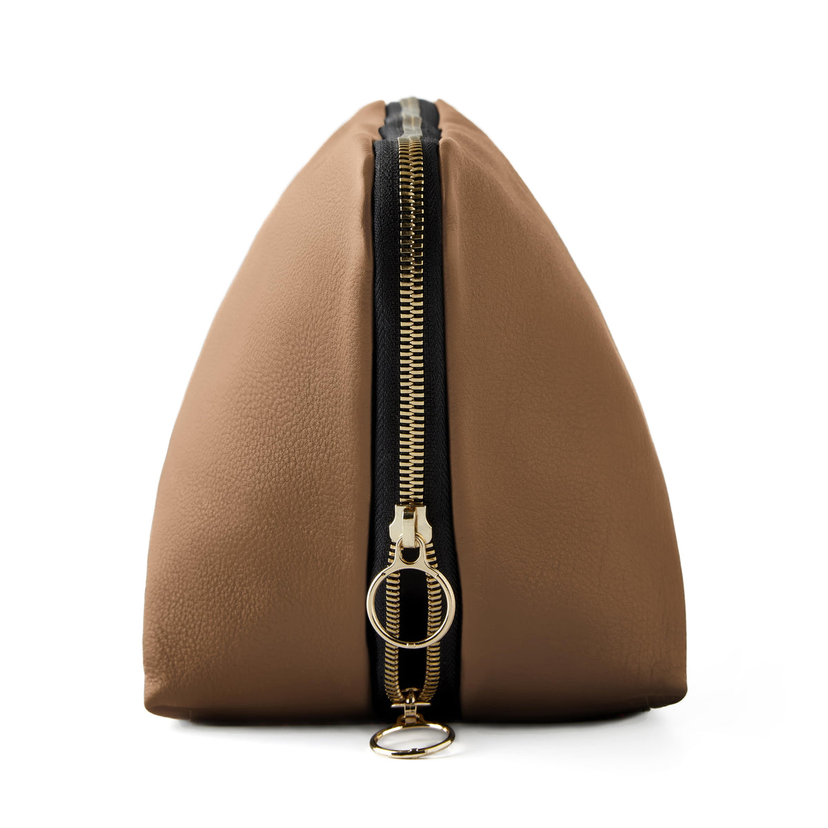 color: Luxurious Camel Leather with Red Interior; alt: Vacationer Large Size Makeup Bag | KUSSHI