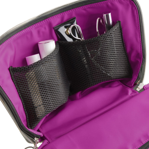 Signature / Vacationer Makeup Bag